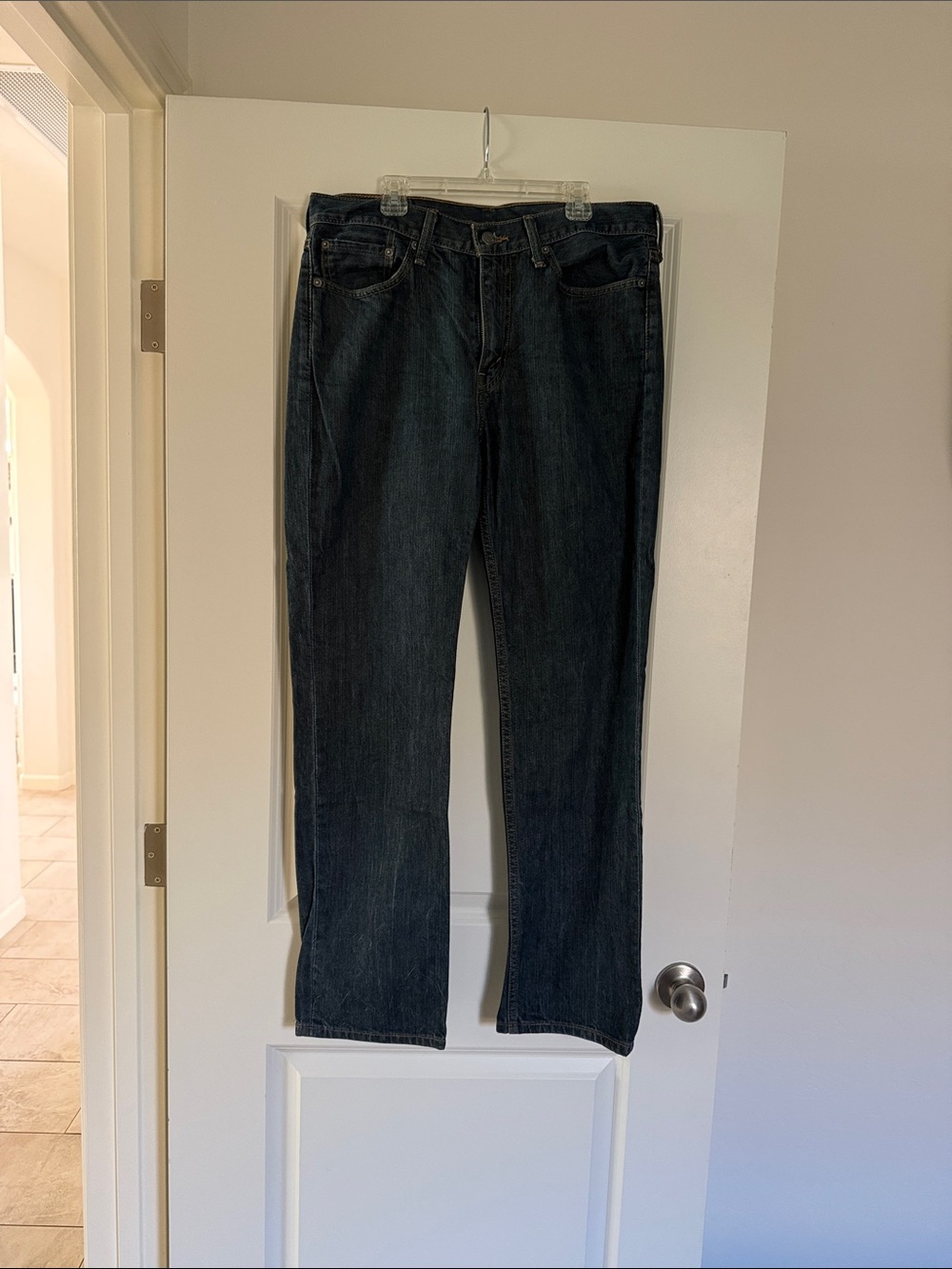 Levi's 514 Dark Wash Jeans